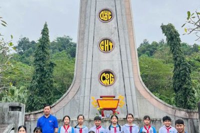 SÔI NỔI TỔ CHỨC CÁC HOẠT ĐỘNG CHÀO MỪNG KỶ NIỆM 81 NĂM NGÀY THÀNH LẬP QUÂN ĐỘI NHÂN DÂN VIỆT NAM  (22/12/1944- 22/12/2025)