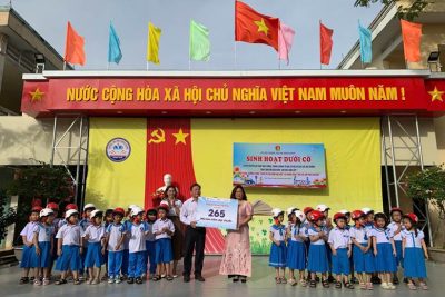 SINH HOẠT DƯỚI CỜ CHỦ ĐỀ: “TUYỂN TRUYỀN AN TOÀN GIAO THÔNG, PHÒNG CHỐNG TỆ NẠN XÃ HỘI VÀ BẠO LỰC HỌC ĐƯỜNG”